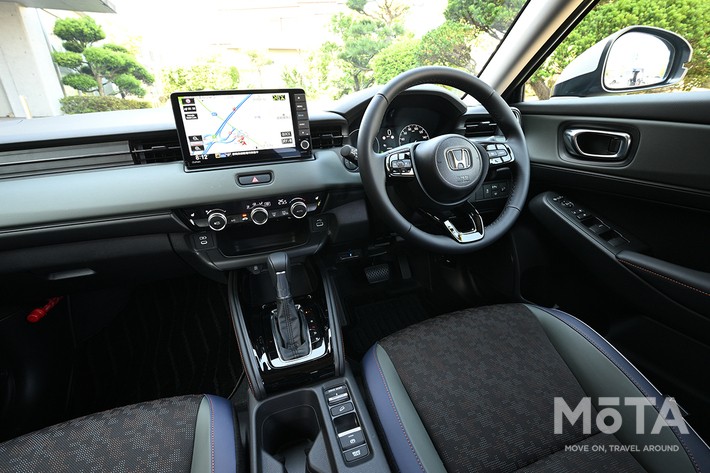 ホンダ ヴェゼル（e:HEV X・HuNTパッケージ）の内装