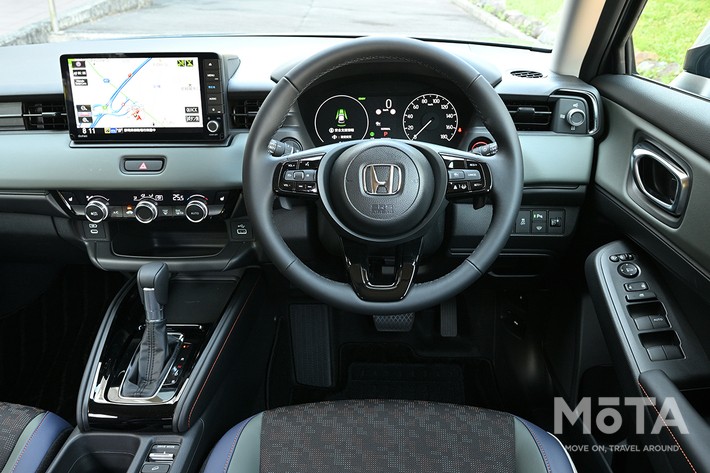 ホンダ ヴェゼル（e:HEV X  HuNTパッケージ 4WD）