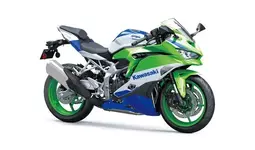 プレゼントはどうぞ！ ファミマ色」の『Ninja ZX-4RR』が当たる！ ファミマがカワサキ