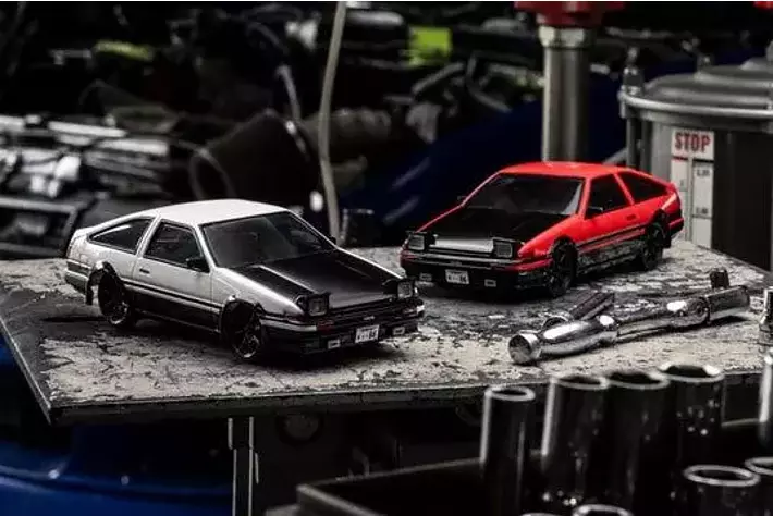 京商 ミニッツAWD トヨタ スプリンタートレノ AE86 イニシャルD