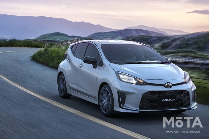 トヨタ アクア GR SPORT