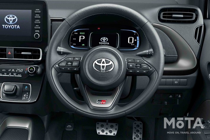 トヨタ アクア GR SPORT