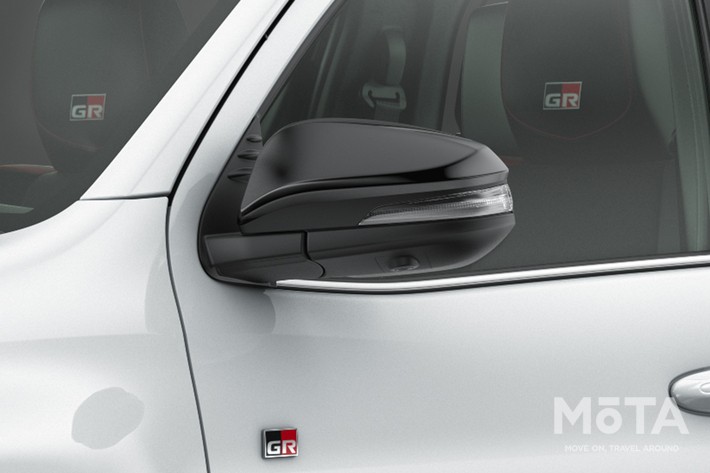 トヨタ ハイラックス GR SPORT