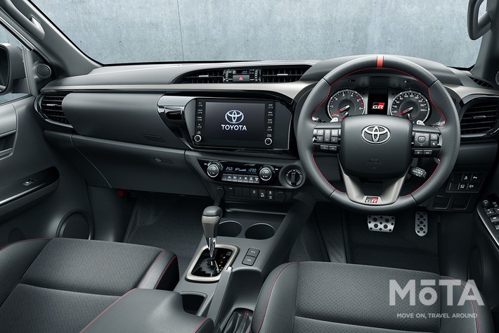 トヨタ ハイラックス GR SPORT