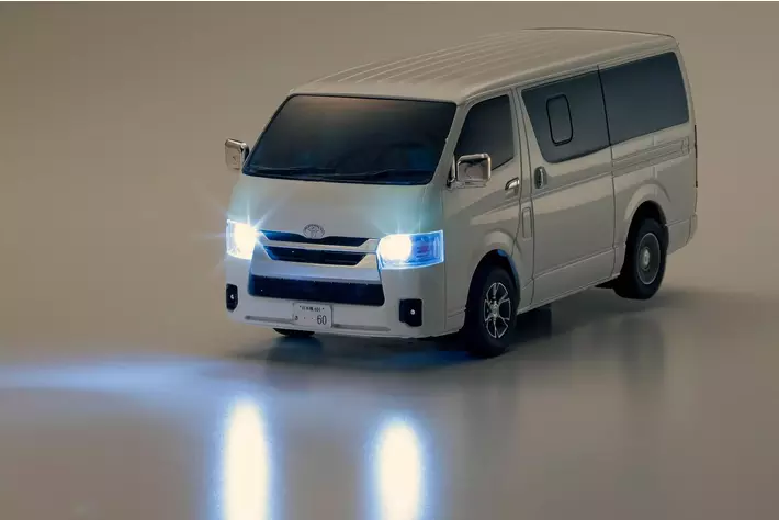 京商エッグ】FIRST MINI-Z トヨタ ハイエース スーパーGL が登場