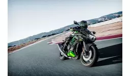 スーパーチャージャー搭載998cm³エンジンが実現する異次元の