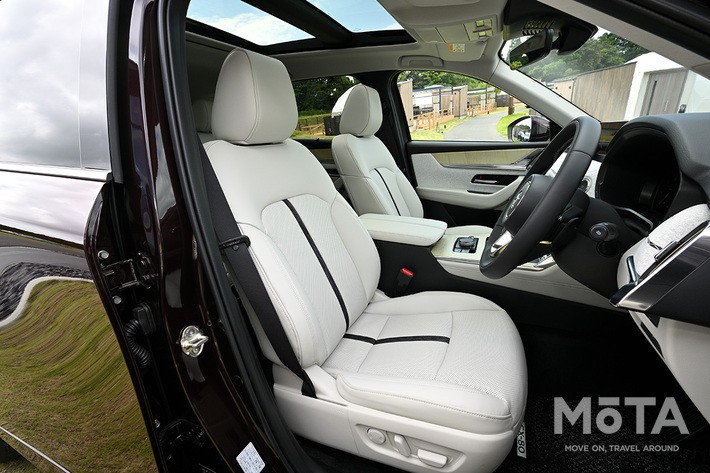 マツダ CX-80 XD-HYBRID プレミアムモダン