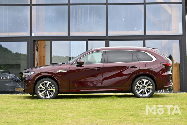 マツダ CX-80 XD-HYBRID プレミアムモダン