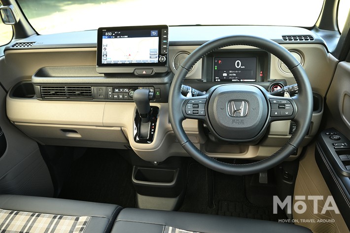 ホンダ N-BOXジョイの内装（インパネ）