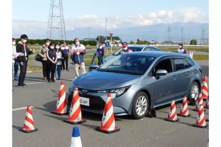 【JAF長野】長野県・北信地域で安全運転を学べる実技講習会を開催します