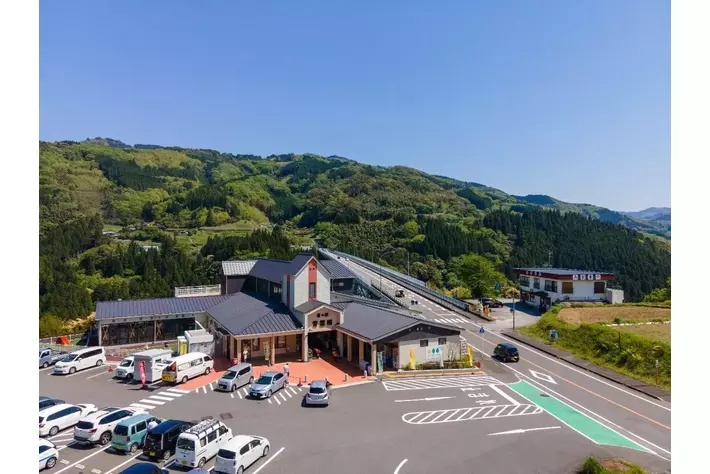 テラチャージ、宮崎県日之影町の道の駅「青雲橋」に電気自動車（EV）用急速充電器1口の導入決定