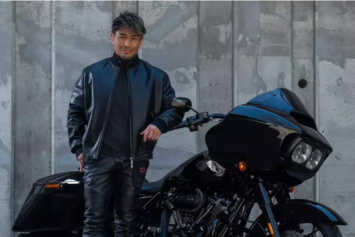 LIDEFが展開する電熱ウエア『ヒートマスター』ブランドのアンバサダーに魔裟斗さんが就任！