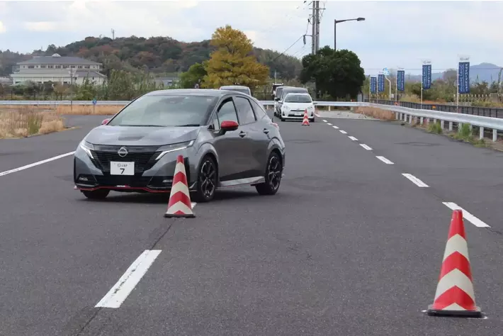 【JAF島根】公道ではできない運転をマイカーで体験！