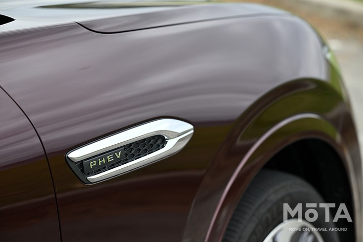 マツダ CX-80 PHEV プレミアムモダン