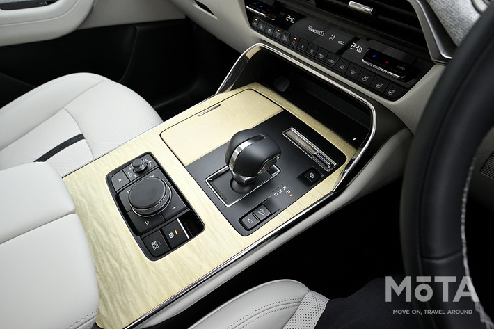 マツダ CX-80 PHEV プレミアムモダン