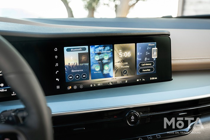 新型ムラーノ(北米仕様)の12.3インチディスプレイ