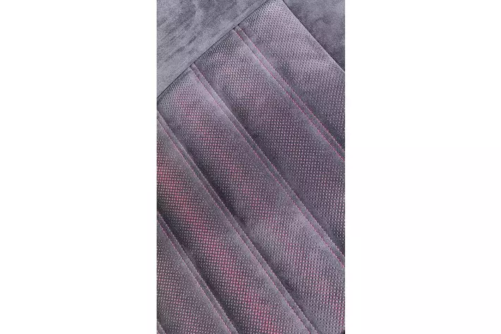 ALCANTARA(R)とAlfa RomeoのコラボレーションがParis Motor Showにて展示(画像ギャラリー No.2 ...