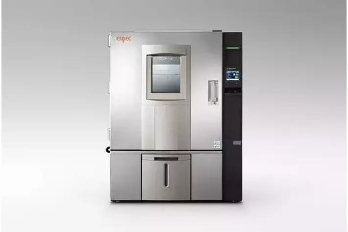 減量中 新製品】消費電力を最大70%低減 低温恒温（恒湿）器プラチナスJ