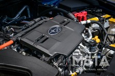 スバル クロストレック（ストロングハイブリッド）