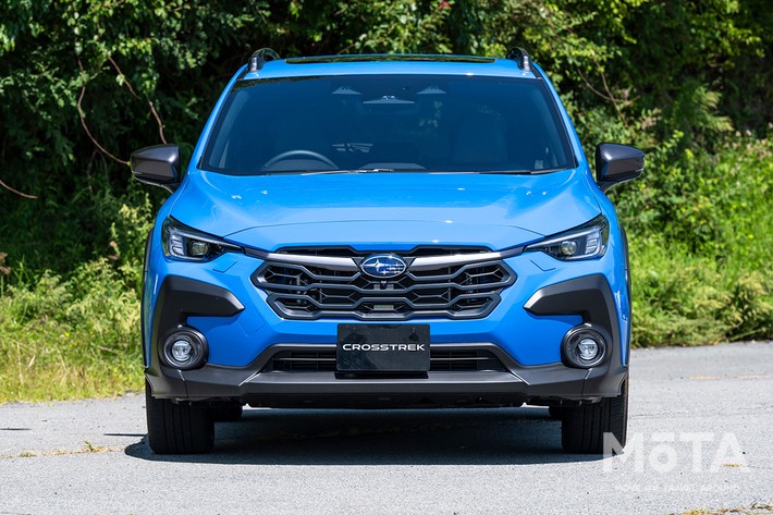 スバル クロストレック（ストロングハイブリッド）のフロント
