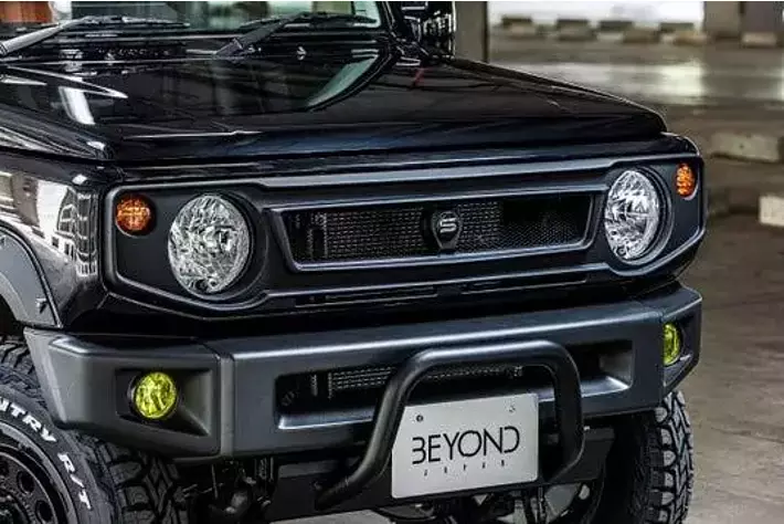 BeyondJAPANのデモカー『CODE04』-旧車をモチーフにしたグリルと