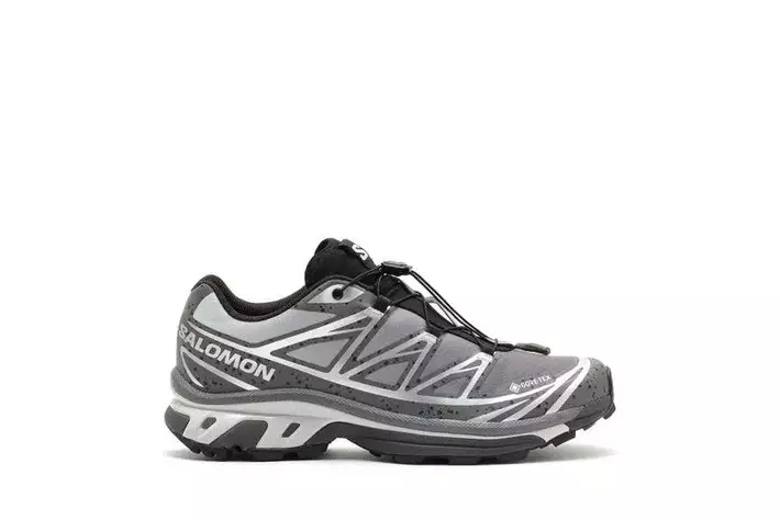 東京の街をインスピレーション源にした「atmos」別注の「Salomon 東京の街をインスピレーション源にした「atmos」別注の「Salomon