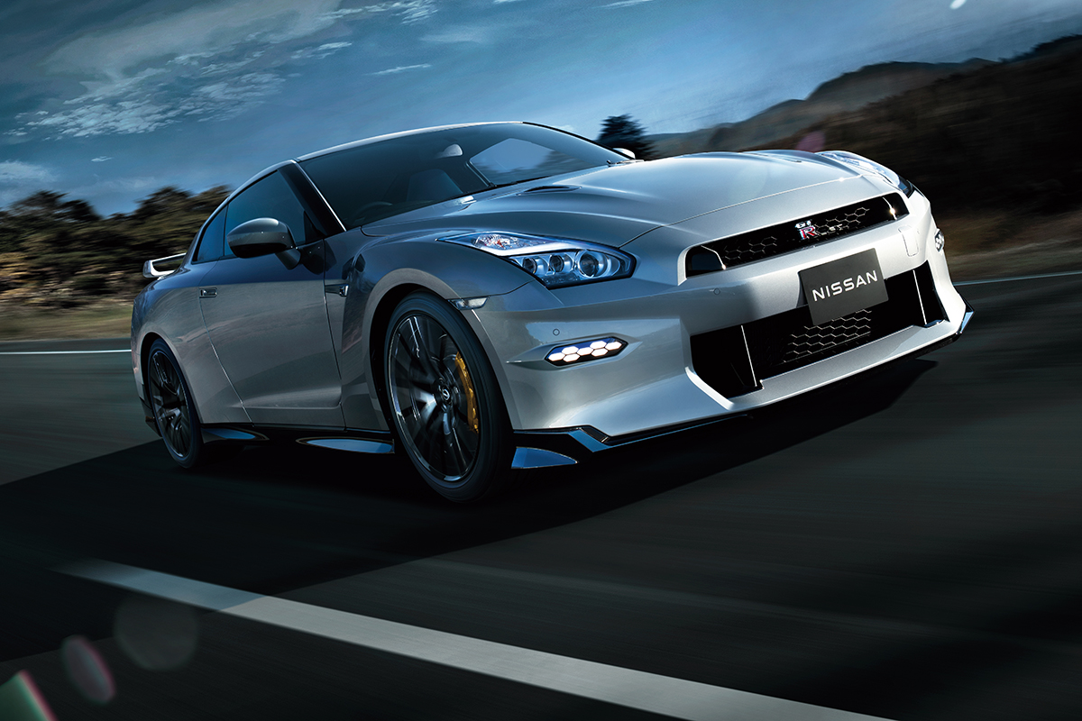 買えない日産 GT-Rの代わりとなる車種は？ 納期の早い輸入車4選|【話題