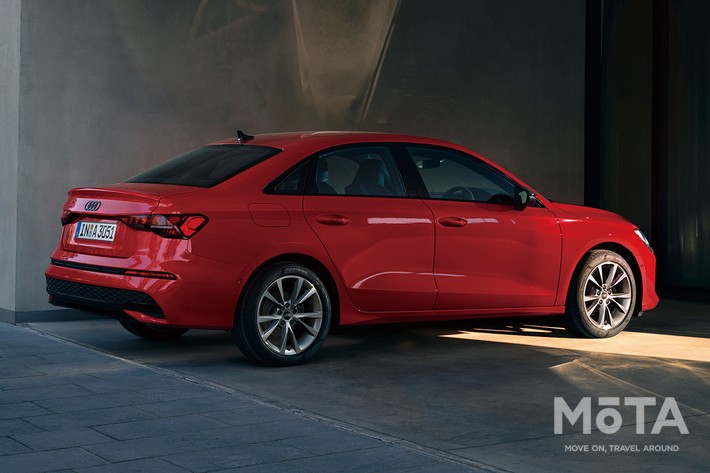 アウディ A3セダン