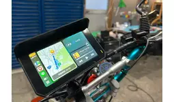 カスタムジャパン スマートライドディスプレイ スマートモニター バイク カスタムジャパン、バイク用スマートモニターに新たな選択肢