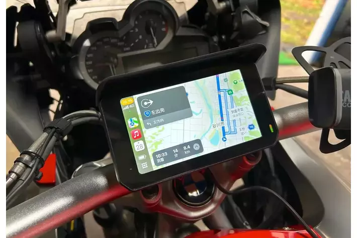 カスタムジャパン、革新的な「スマートライドディスプレイSRD5