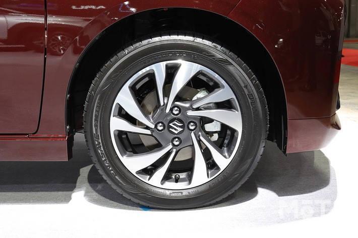 スズキ ソリオ バンディット