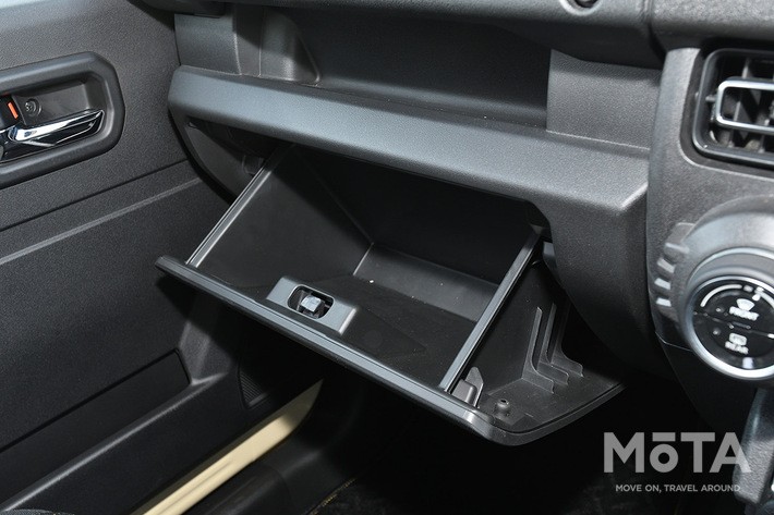 スズキ ジムニーノマド