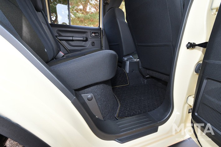 スズキ ジムニーノマド