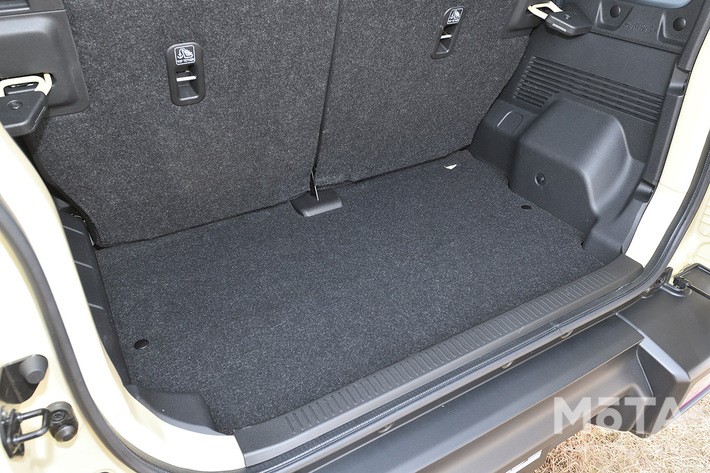 スズキ ジムニーノマド