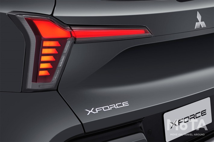 三菱 エクスフォース（インドネシア仕様）