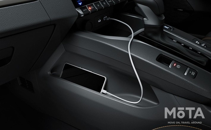 三菱 エクスフォース（インドネシア仕様）