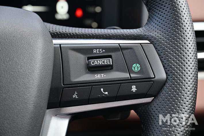 三菱 アウトランダーPHEV