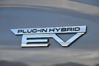 三菱 アウトランダーPHEV
