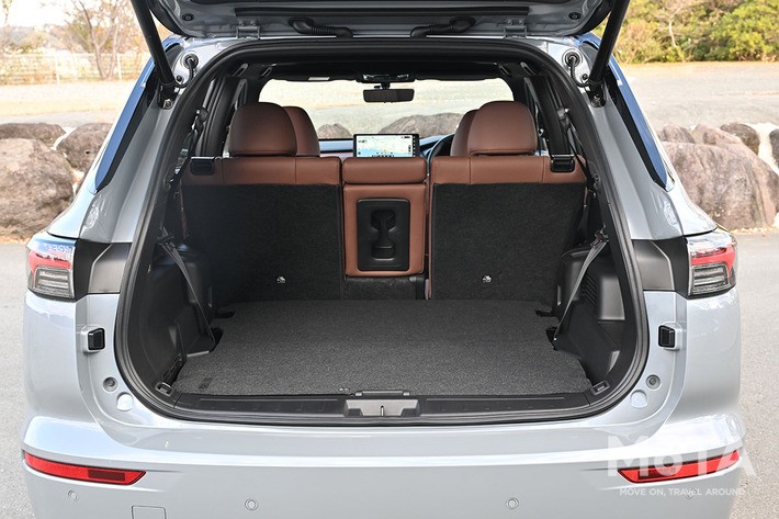 三菱 アウトランダーPHEV