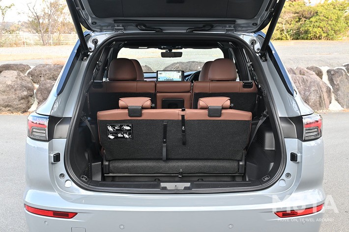 三菱 アウトランダーPHEV