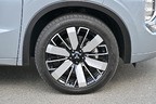 三菱 アウトランダーPHEV