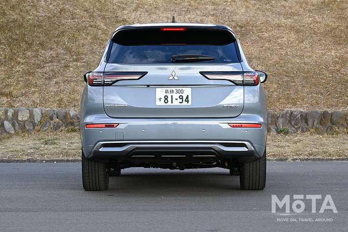 三菱 アウトランダーPHEV