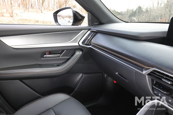 マツダ CX-60 XD-HYBRID Trekker（4WD）