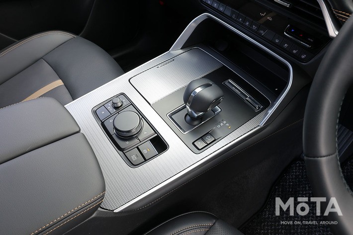 マツダ CX-60 XD-HYBRID Trekker（4WD）