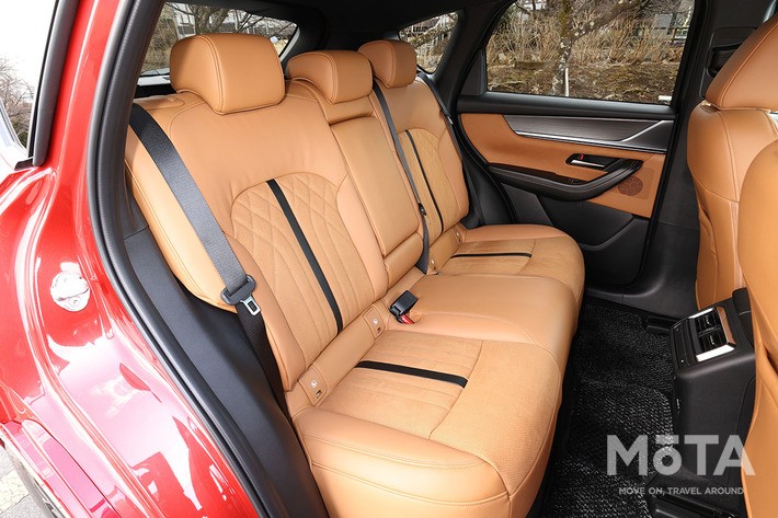 マツダ CX-60 XD-HYBRID Premium Sports（4WD）