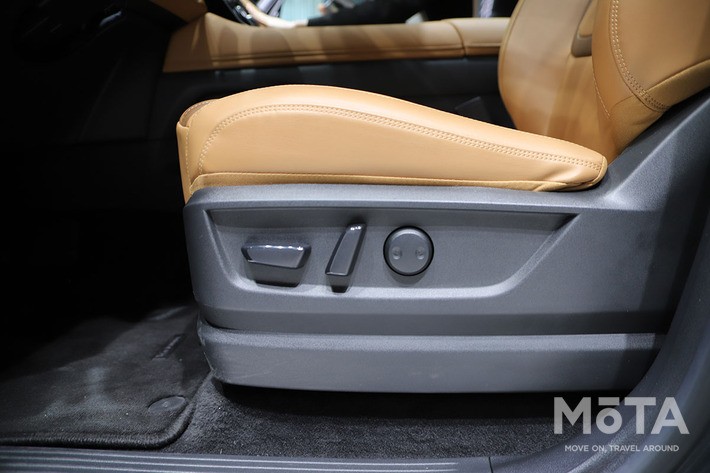 日産 パトロール（LE TITANIUM／海外仕様）