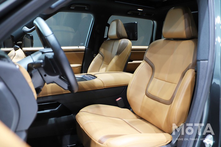 日産 パトロール（LE TITANIUM／海外仕様）