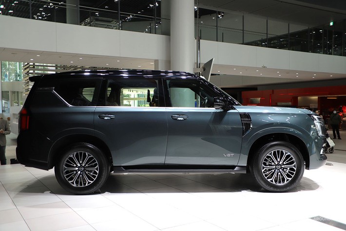 日産 パトロール（LE TITANIUM／海外仕様）