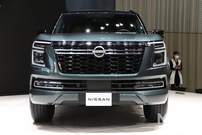 日産 パトロール（LE TITANIUM／海外仕様）