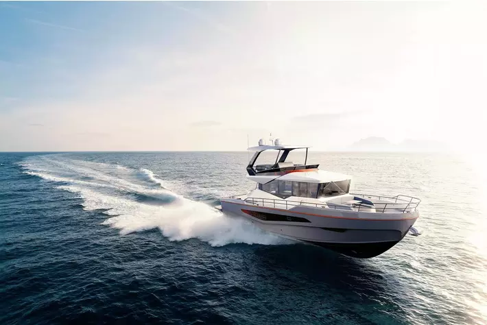 マリンライフの可能性を広げるCrossover Yacht「CX570」を発表